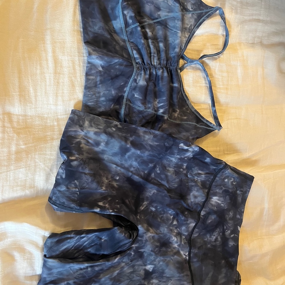 Gymshark tie dye blue set
